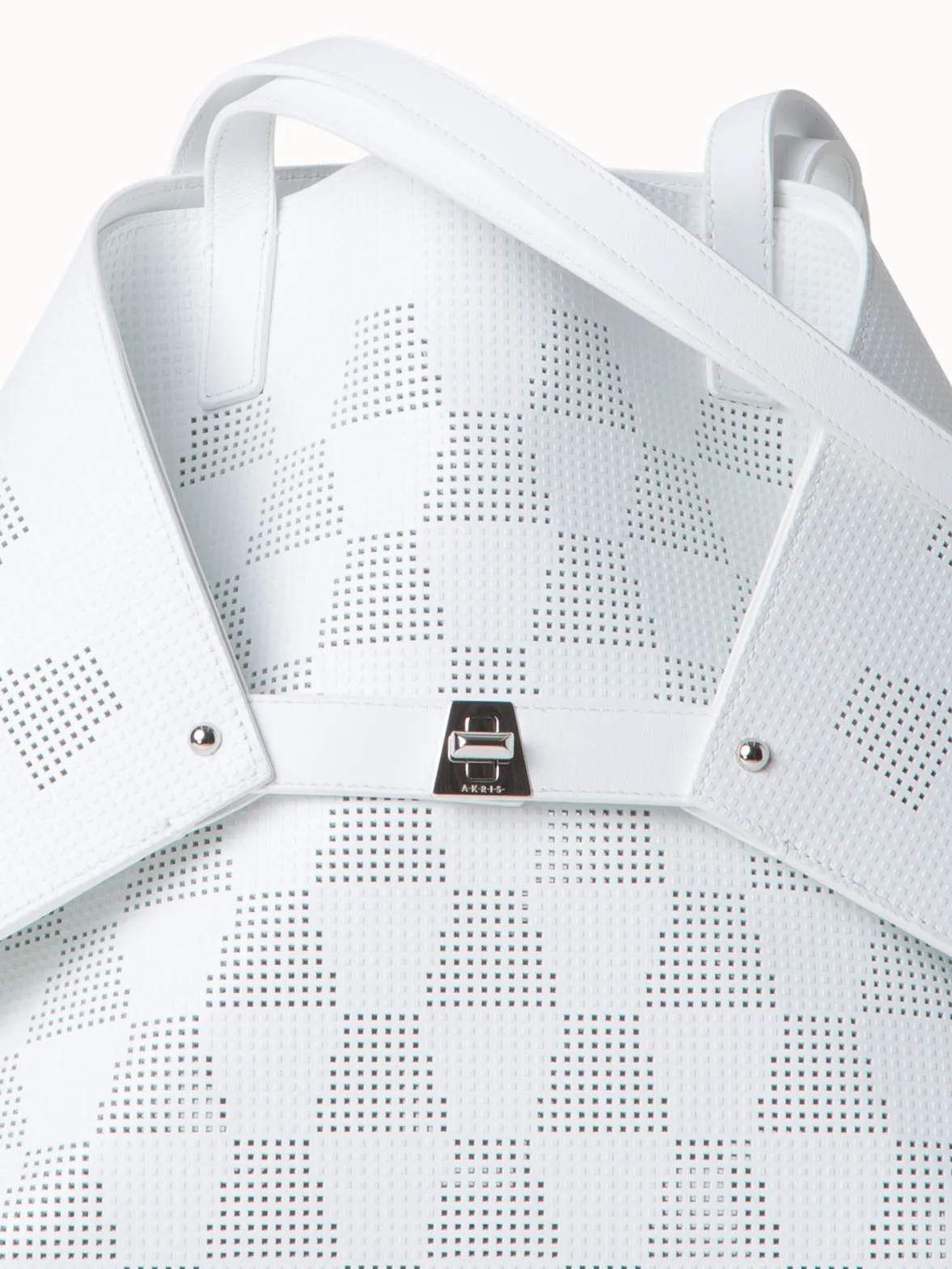 Ai Medium Shoulder Tote