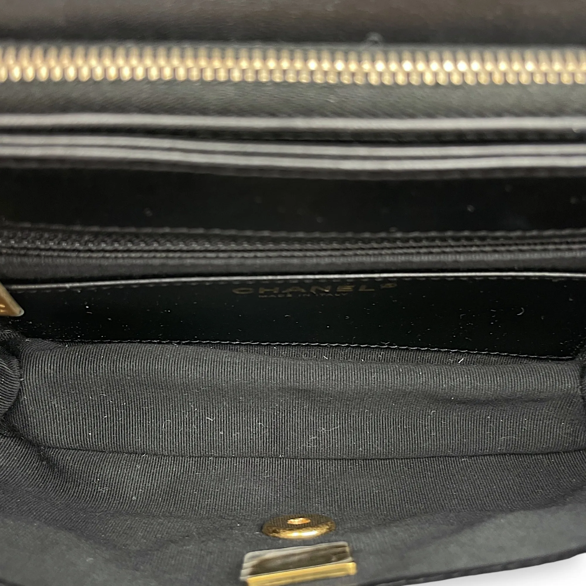 All Slide Seasonal Flap 20x13x8cm Black Crossbody Bag in Lambskin, Gold hardware