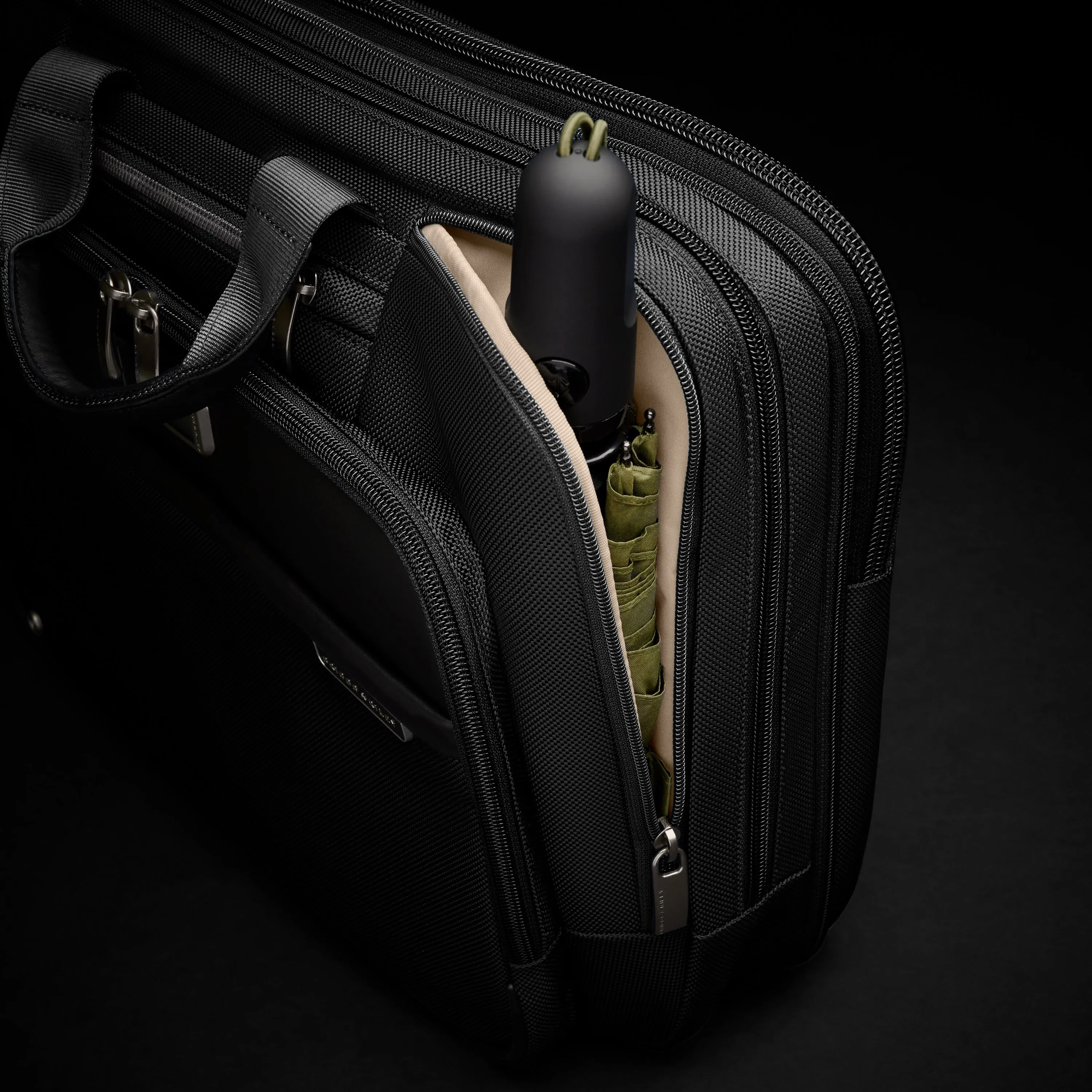 Briggs and Riley @work Medium Expandable Brief - Black