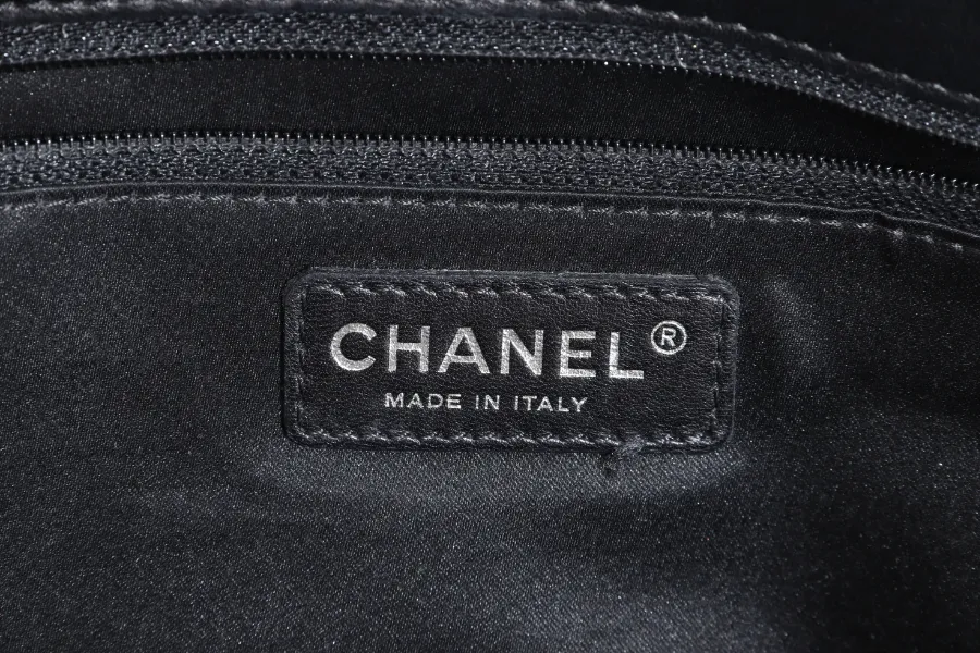 CHANEL 3 ACCORDION FLAP BAG (1390xxxx) BLACK LAMBSKIN GUNMETAL HARDWARE WITH CARD AND DUST COVER