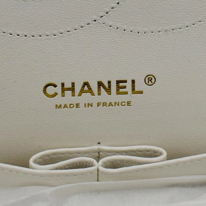 CHANEL Jumbo Double Flap Quilted Caviar Leather Shoulder Bag White