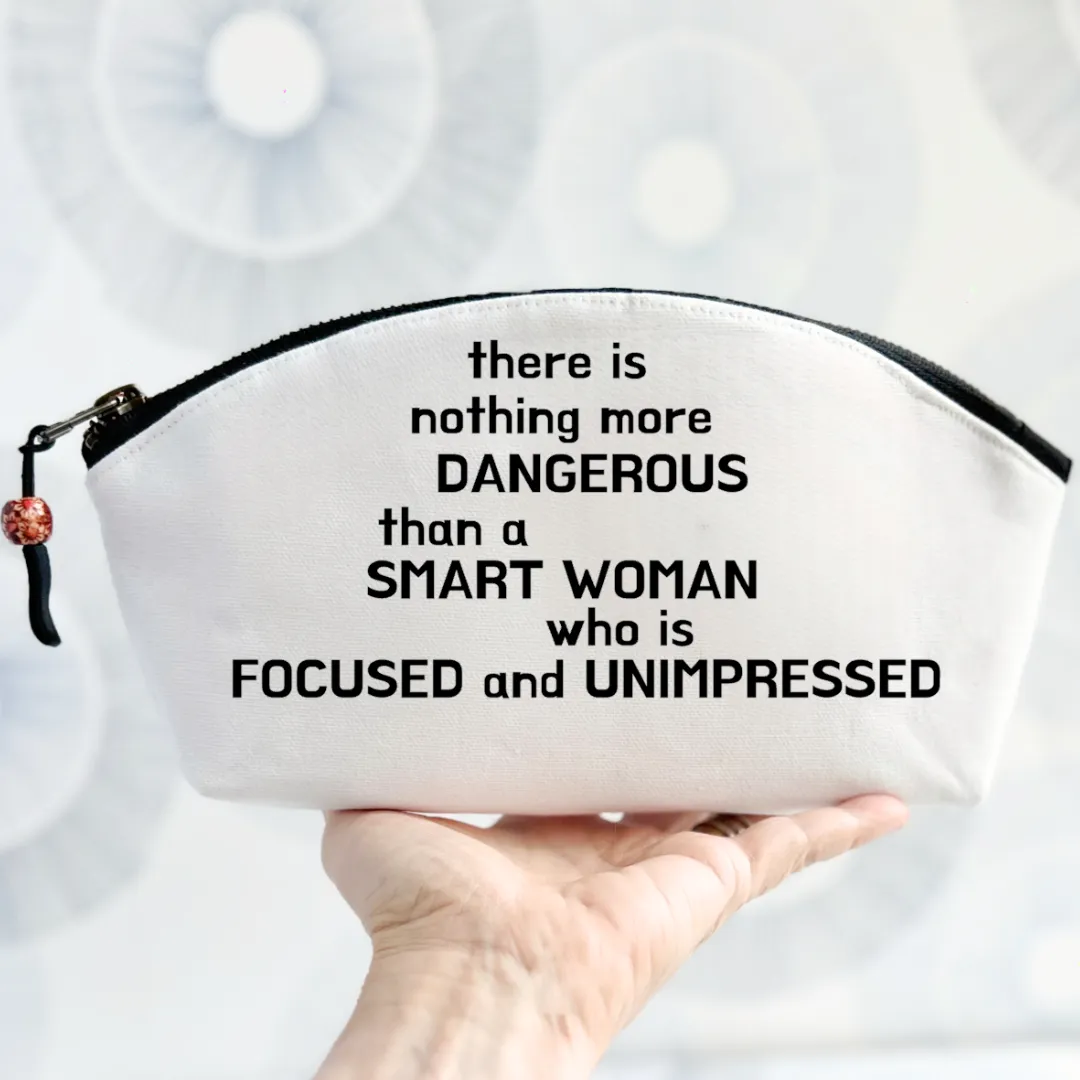 Curvy Canvas Cosmetic Bag - Smart, Focused and Unimpressed