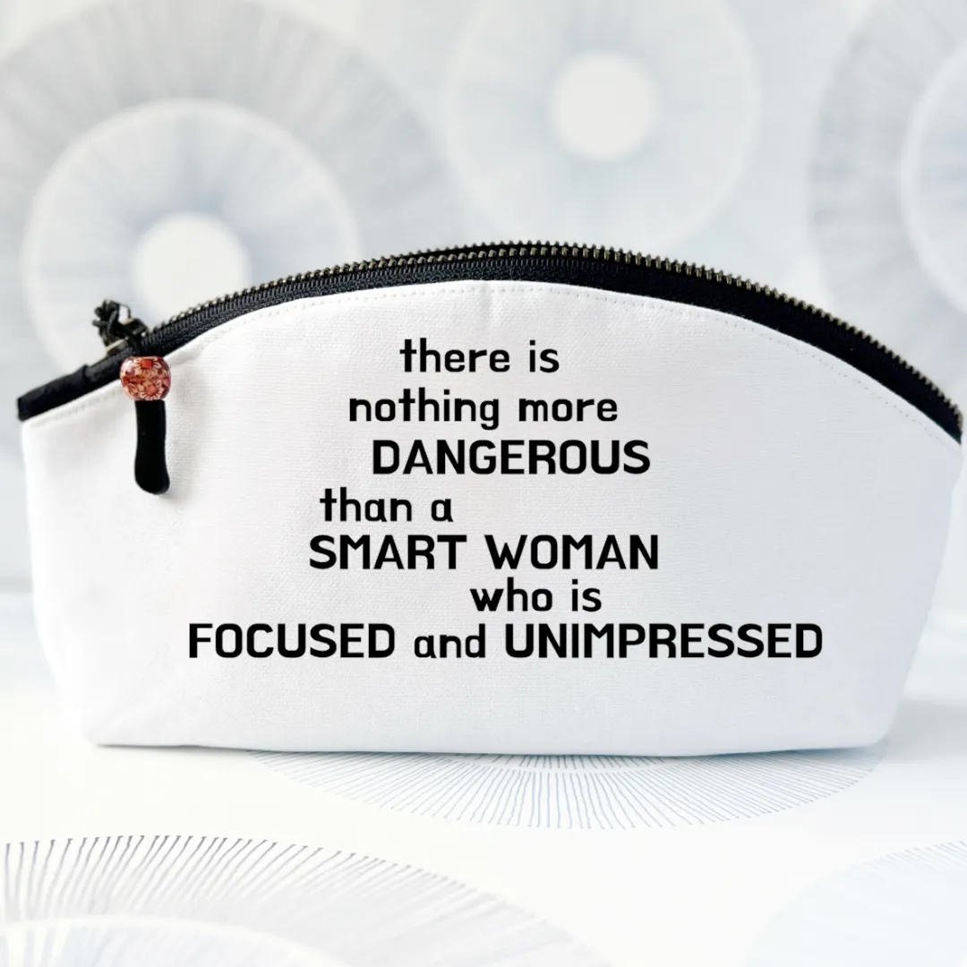 Curvy Canvas Cosmetic Bag - Smart, Focused and Unimpressed