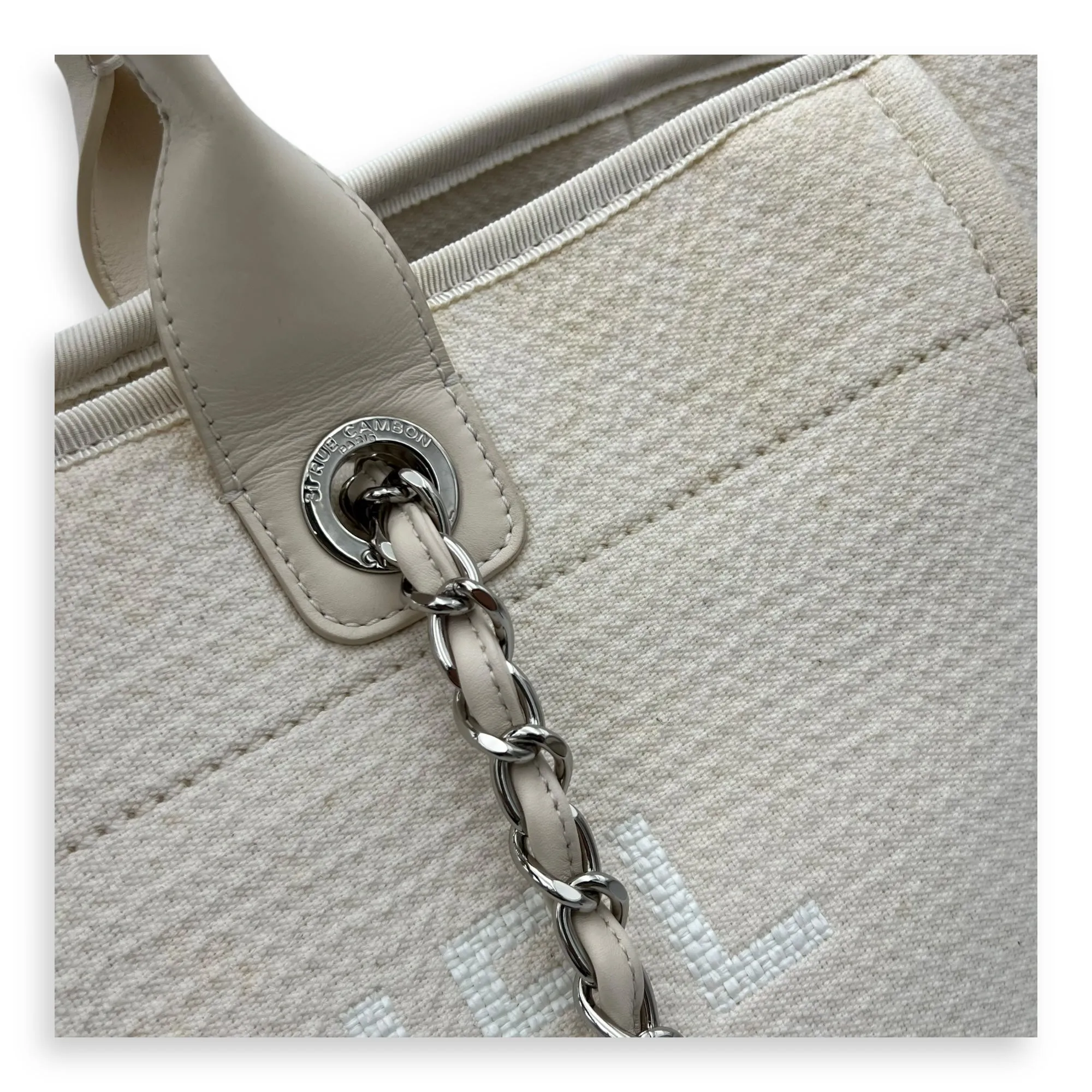 Deauville Tote Bag White in Canvas, Silver hardware