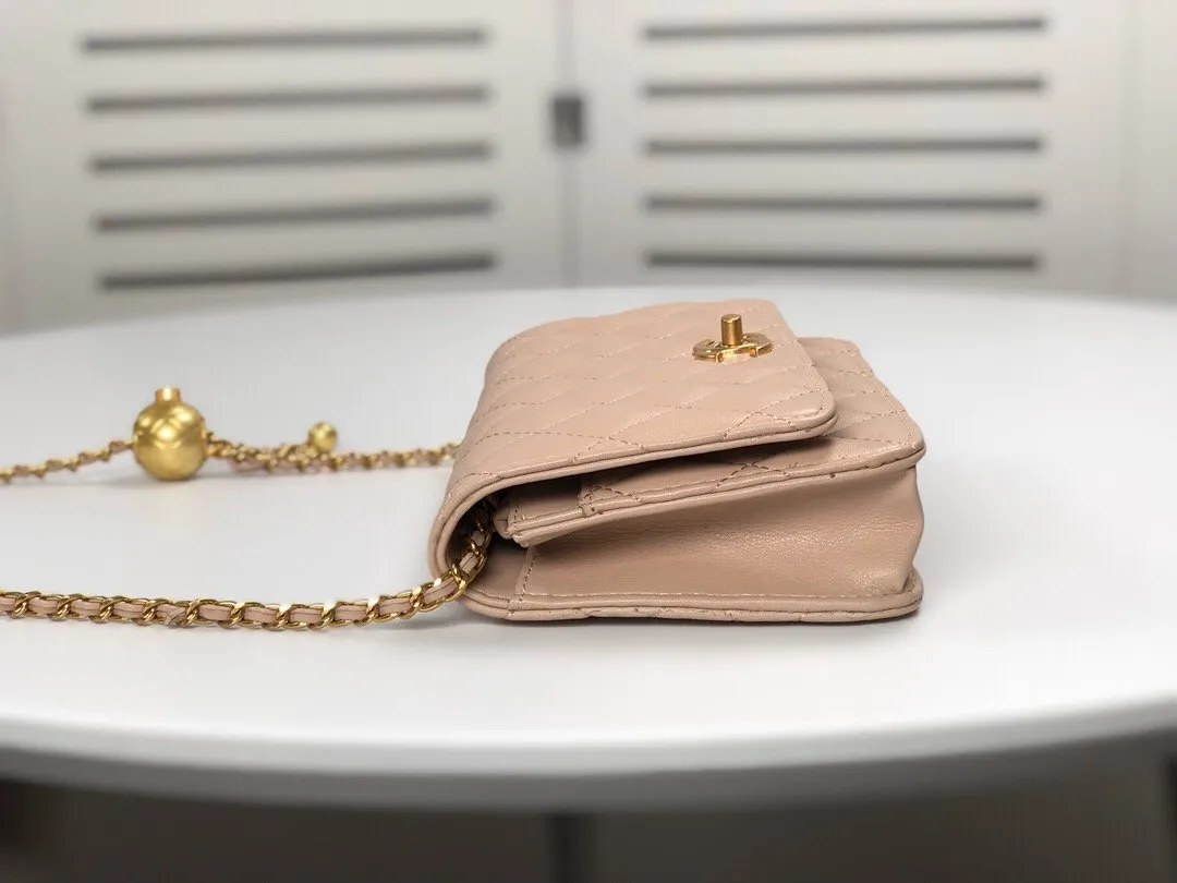 Designer bags by Chanel 080