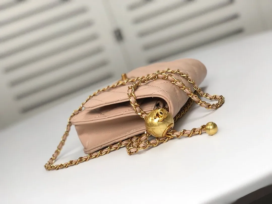 Designer bags by Chanel 080