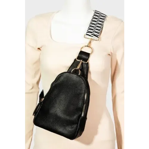 Fame Faux Sing Bag