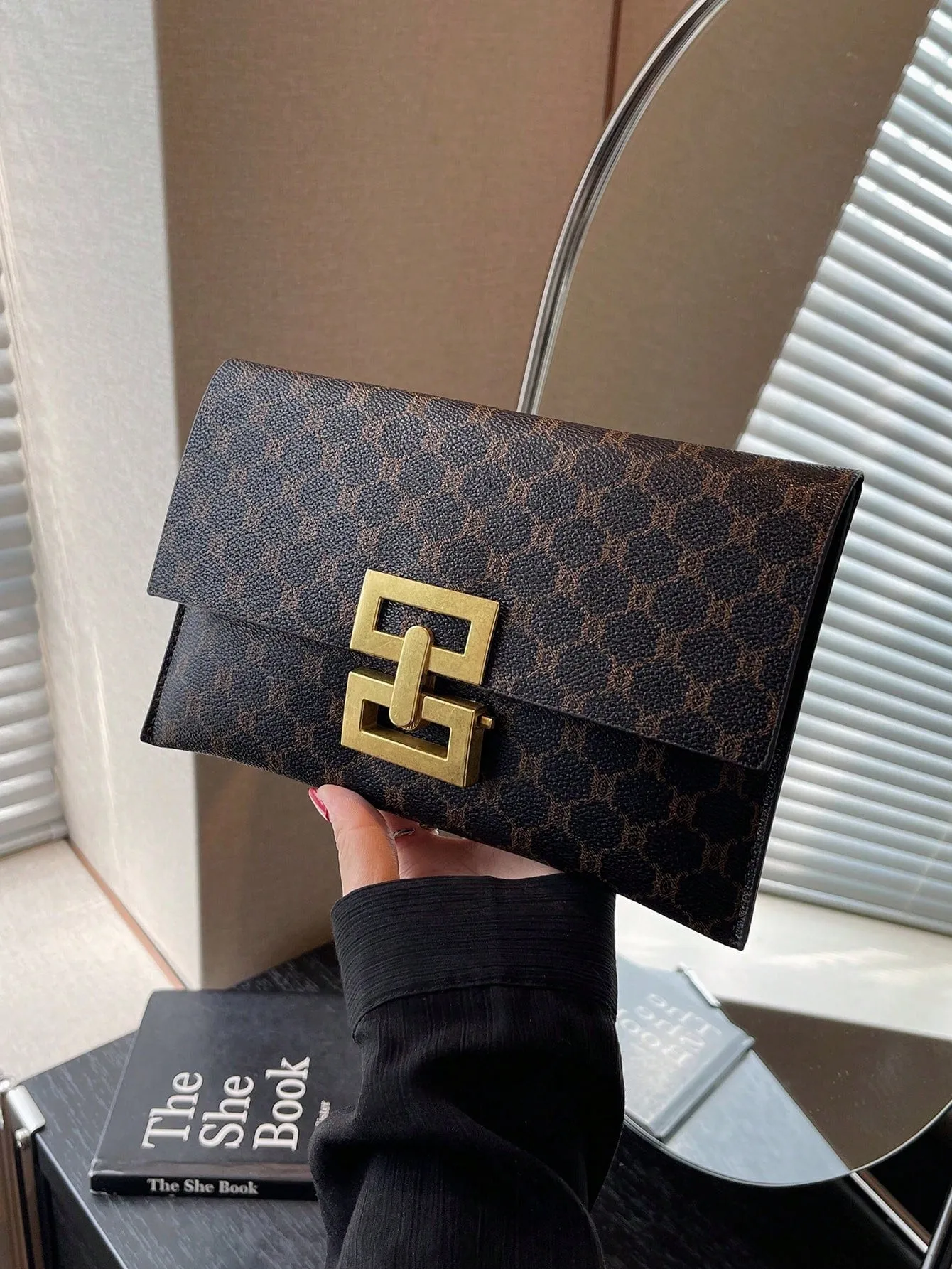 Flap Buckle Geometric Pattern Clutch