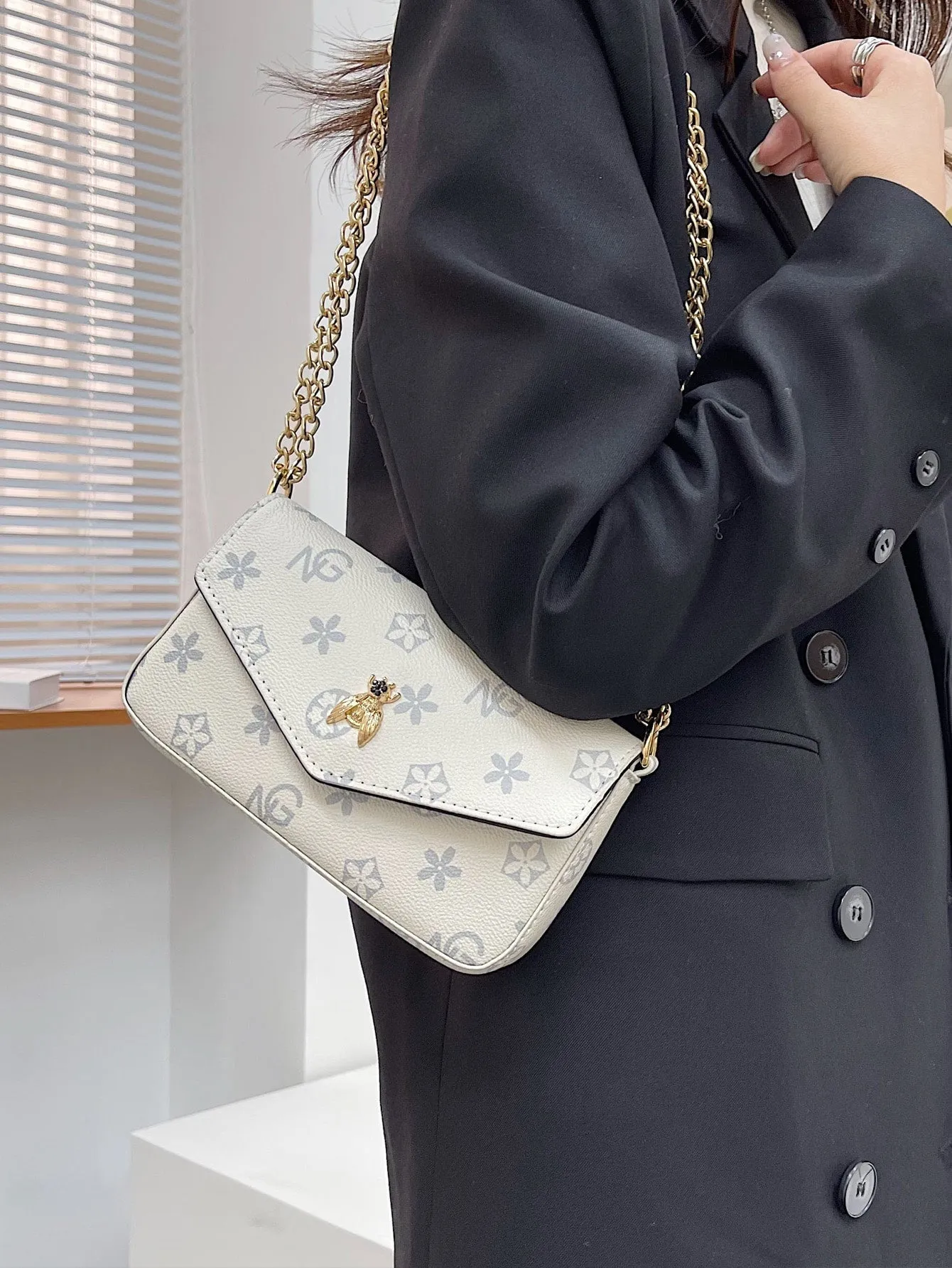 Geo Graphic Flap Baguette Bag - White