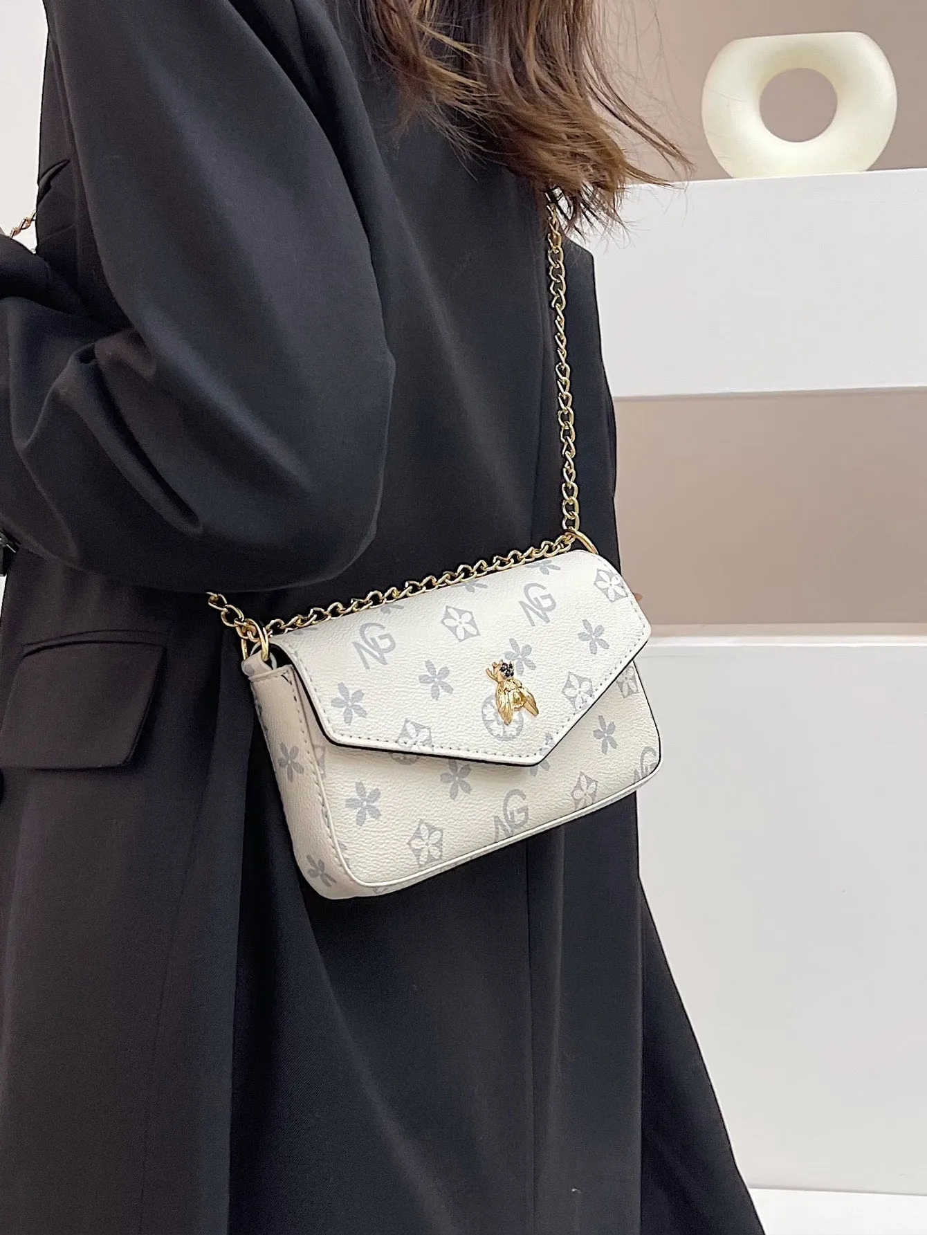 Geo Graphic Flap Baguette Bag - White