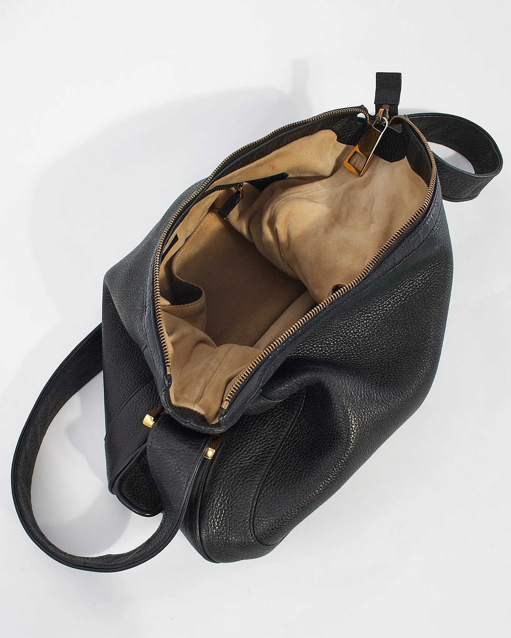 Gucci Black Pebbled Leather 1973 Messenger Bag