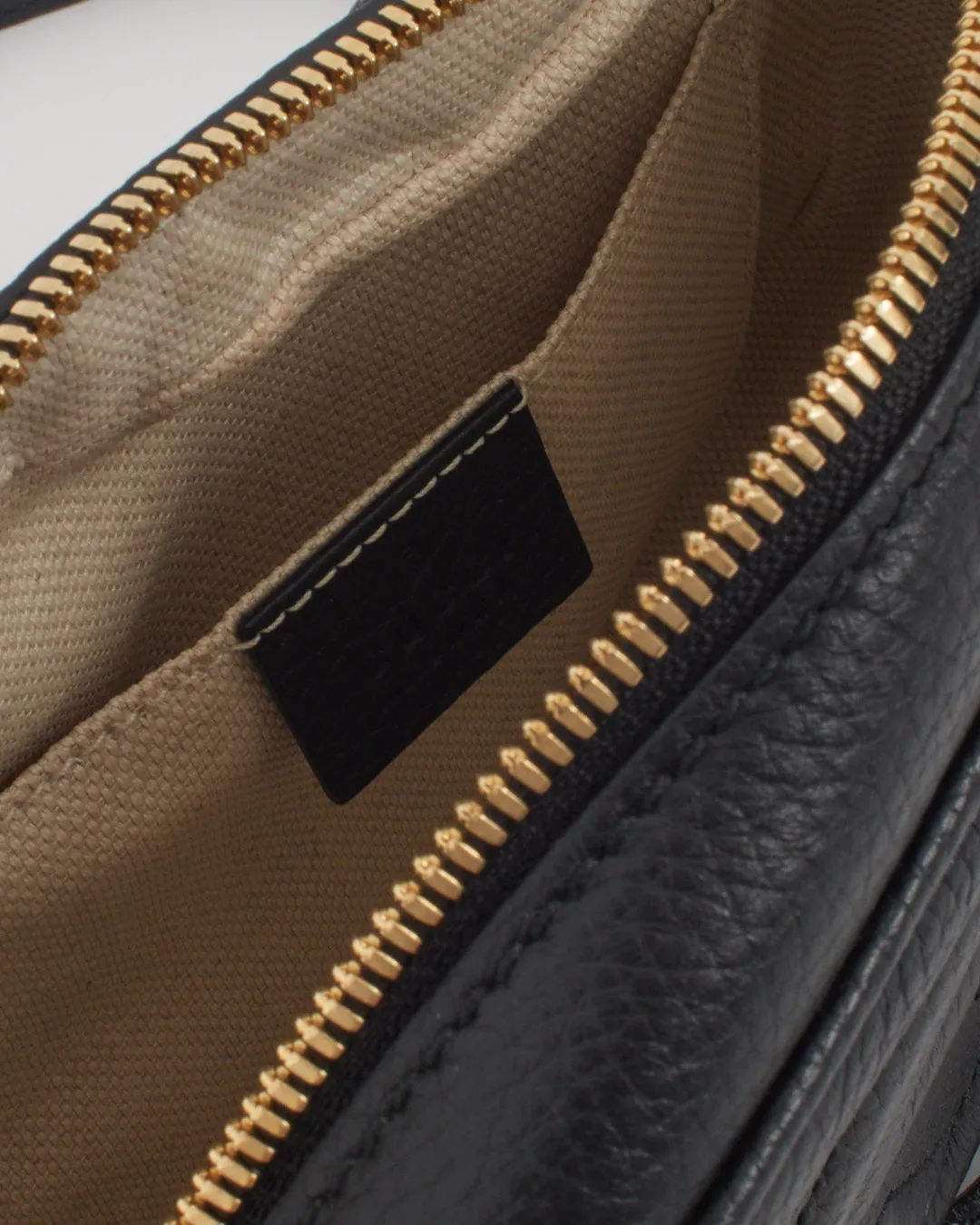 Gucci Black Pebbled Leather Soho Disco Bag