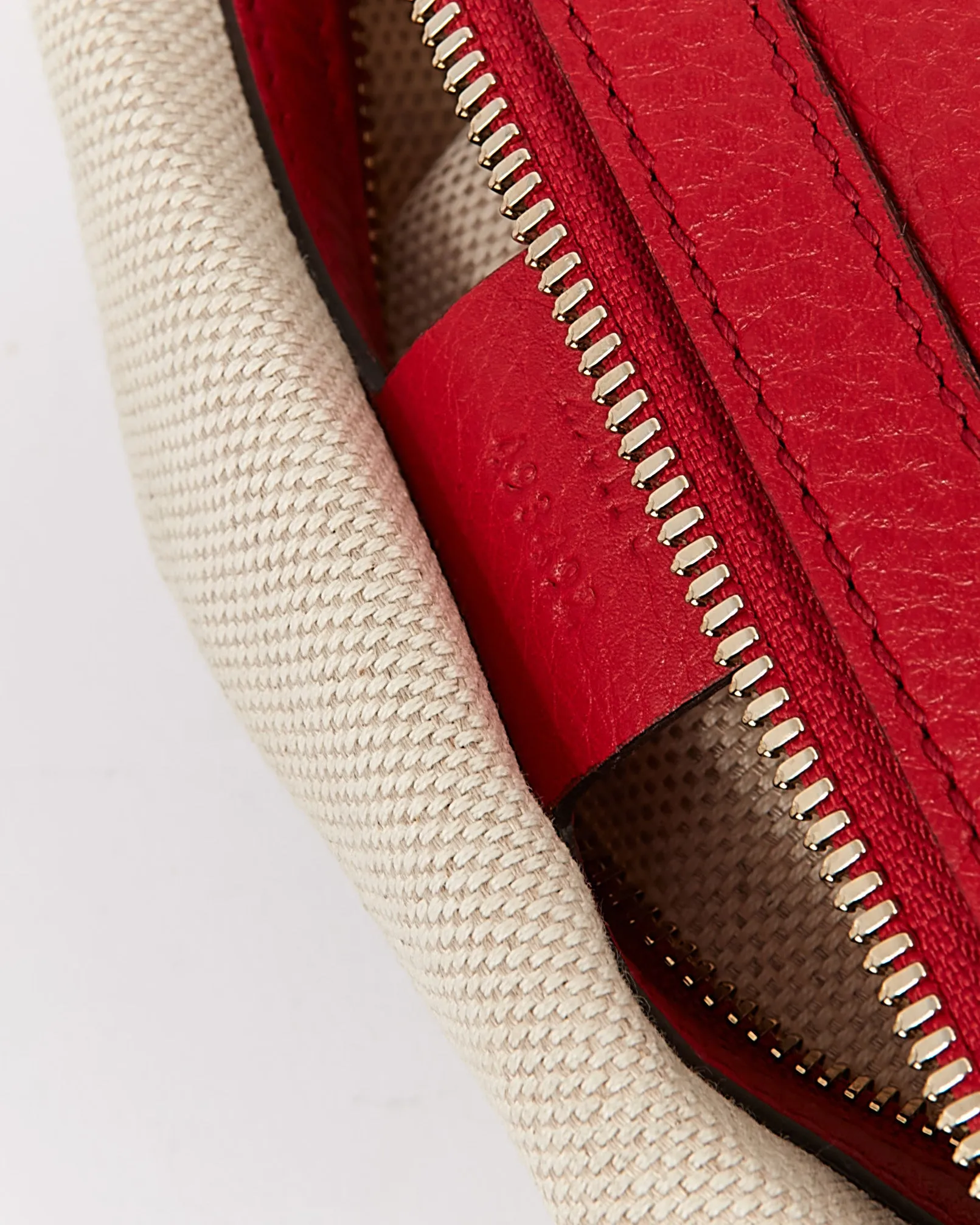 Gucci Red Pebbled Leather Soho Crossbody Bag
