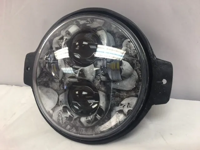 Honda VTX 1300 / 1800 C / R / S - 5 3/4" CUSTOM DESIGN SKULL DAYMAKER Chrome HID LED Light Bulb Headlight Motorcycle 5.75" Mount