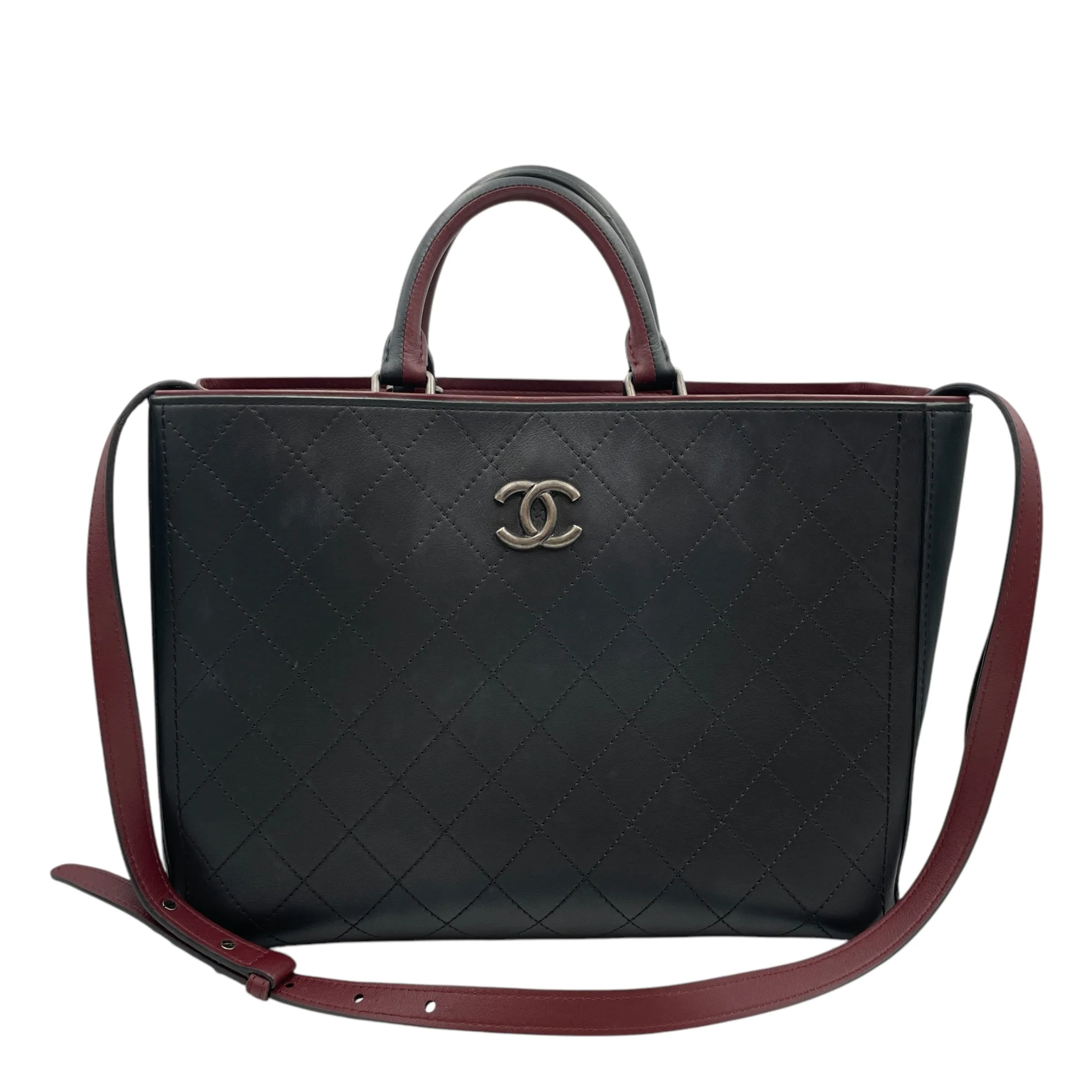 Large Black Tote Bag in Calfskin, Ruthenium hardware