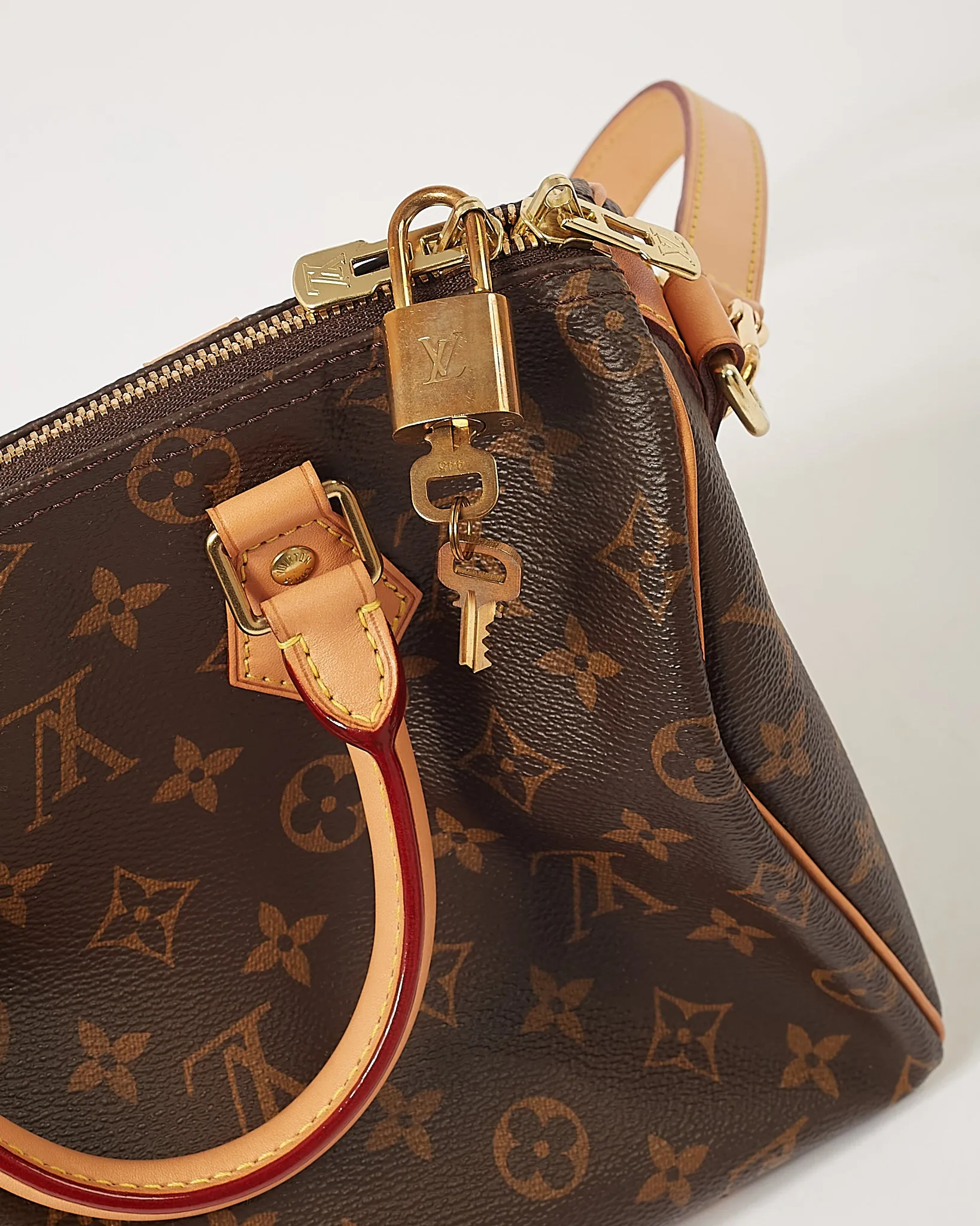 Louis Vuitton Monogram Canvas Speedy 25 Bandouliere Bag