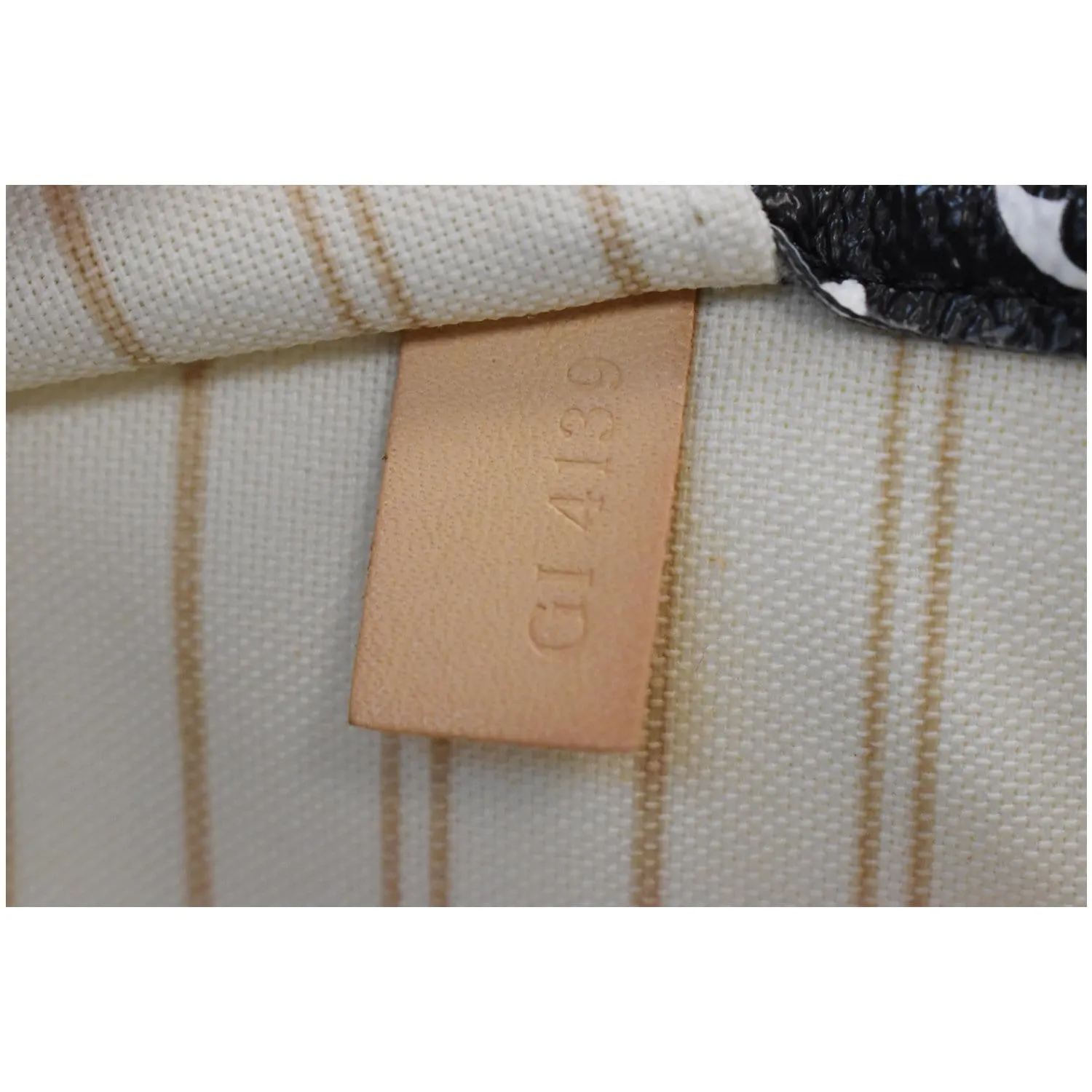 LOUIS VUITTON Neverfull MM Monogram Jungle Shoulder Bag Ivory/Orange