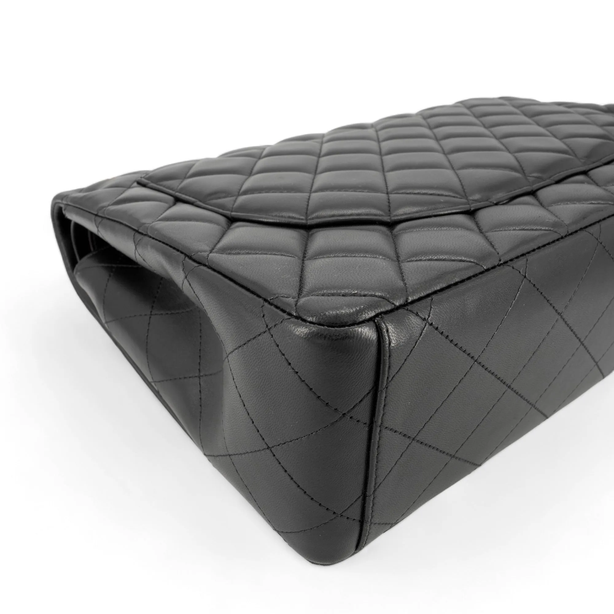 Maxi Jumbo Classic Double Flap Bag in Black Lambskin