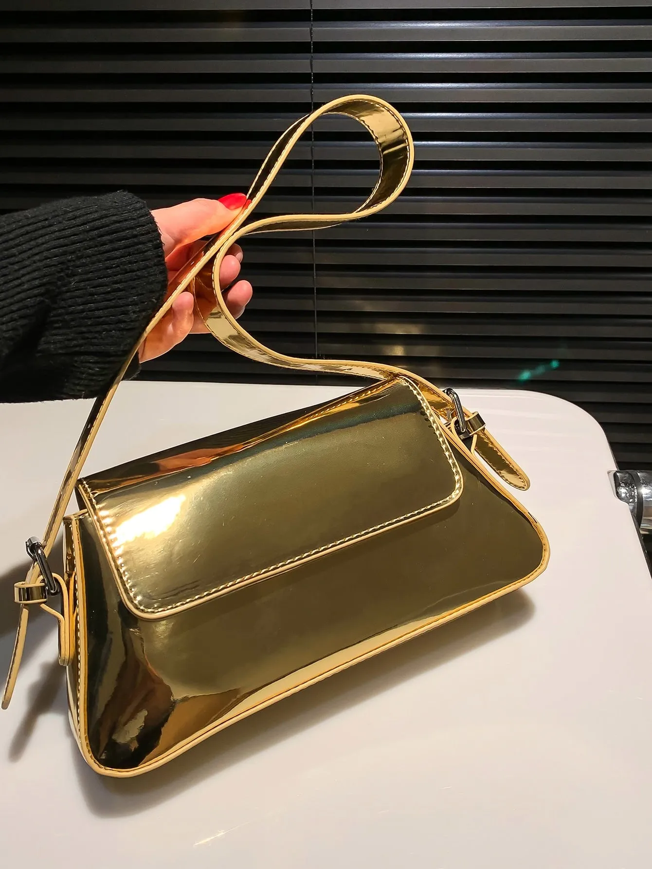 Metallic Flap Baguette Bag - Gold