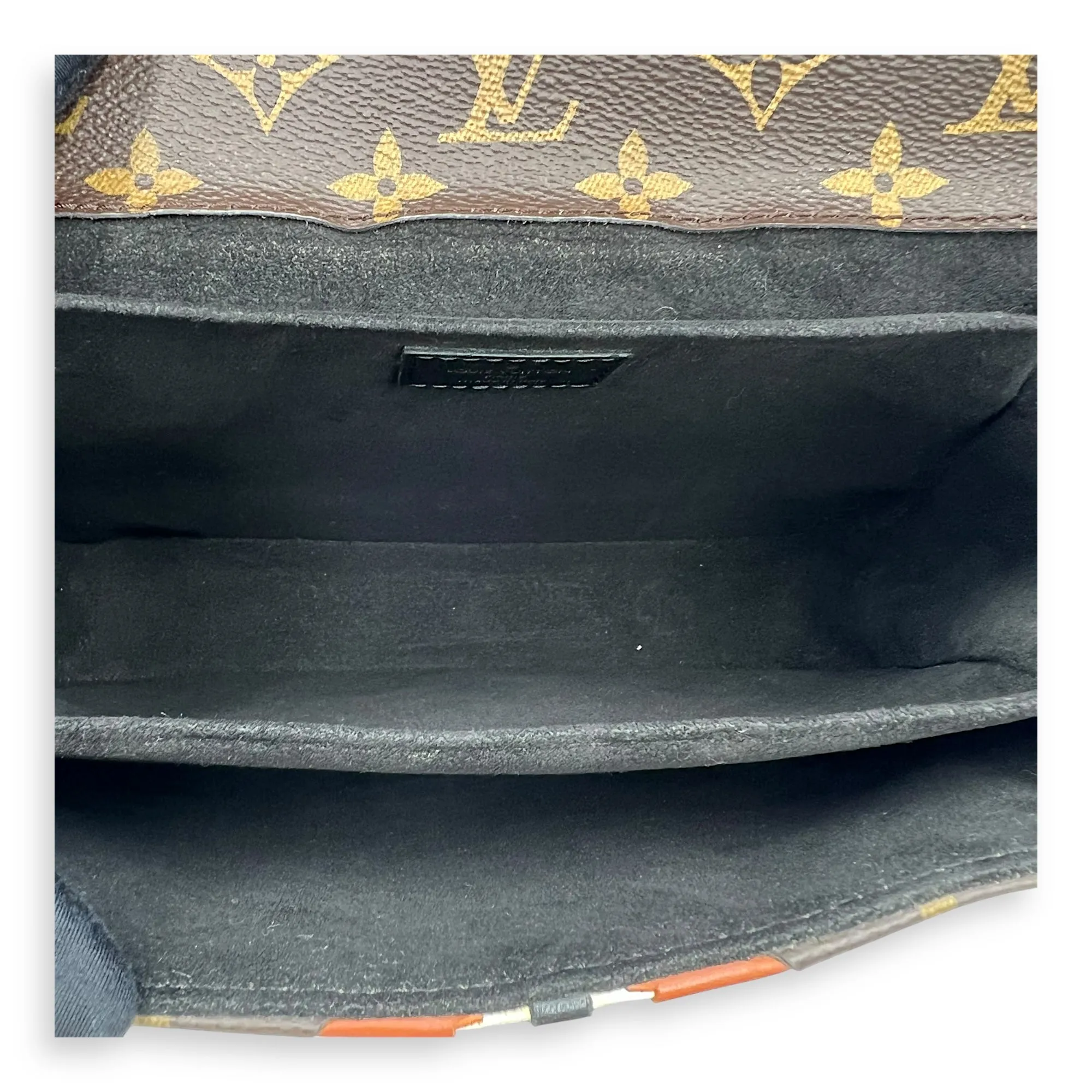 Metis Pochette MM Crossbody bag in Monogram coated canvas, Gold Hardware