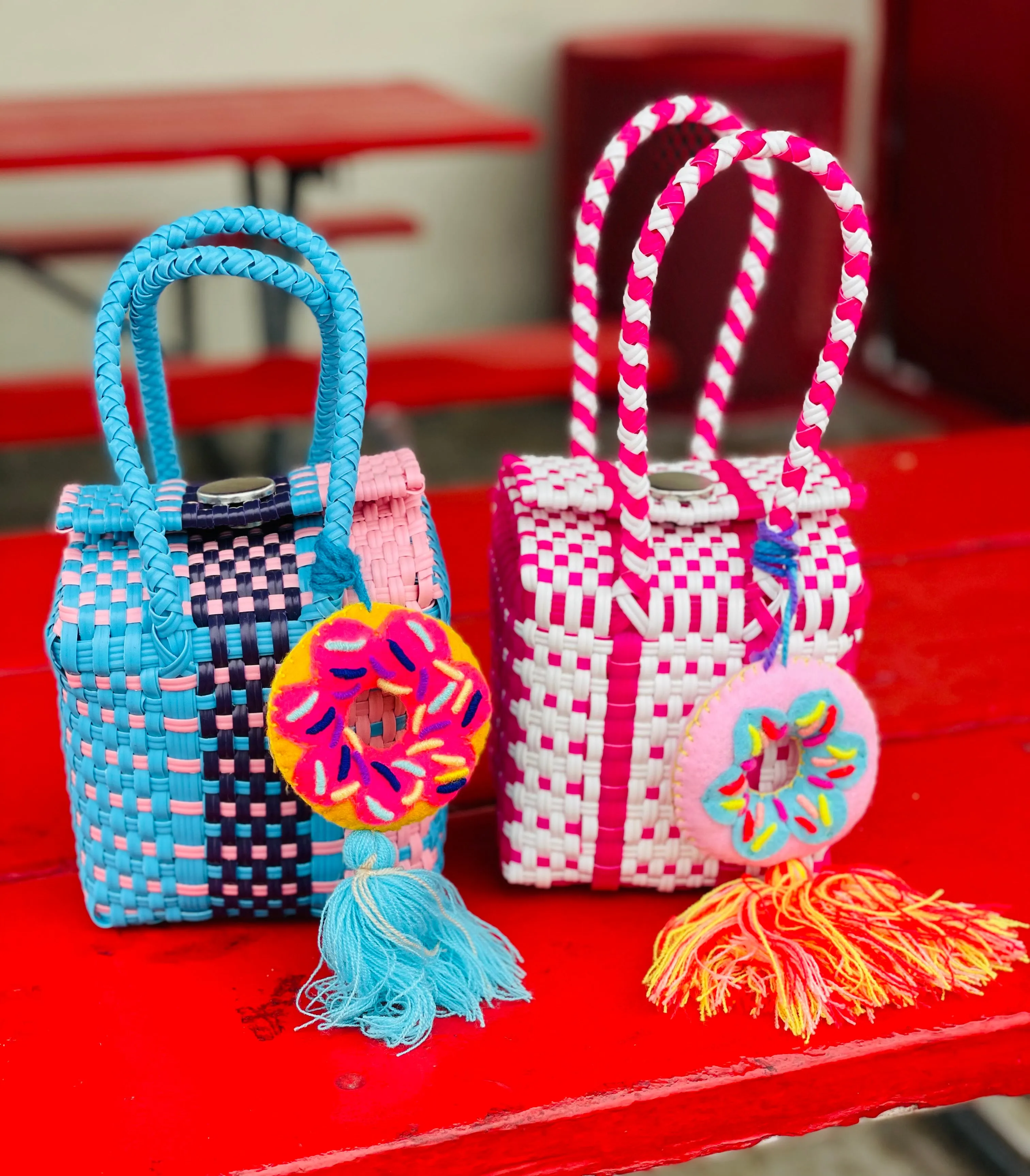 Mini  Mercado  Tote Bags