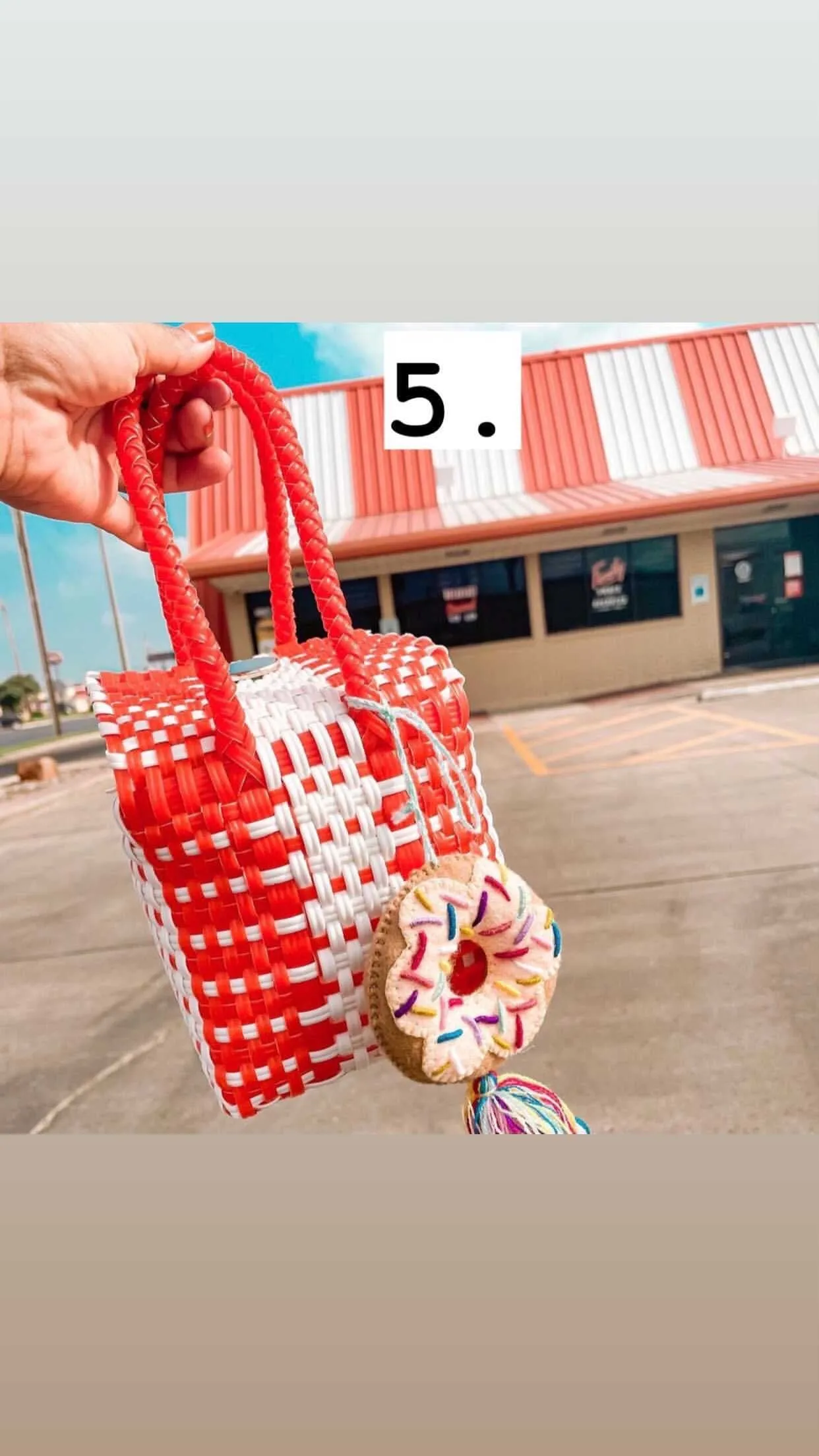Mini  Mercado  Tote Bags