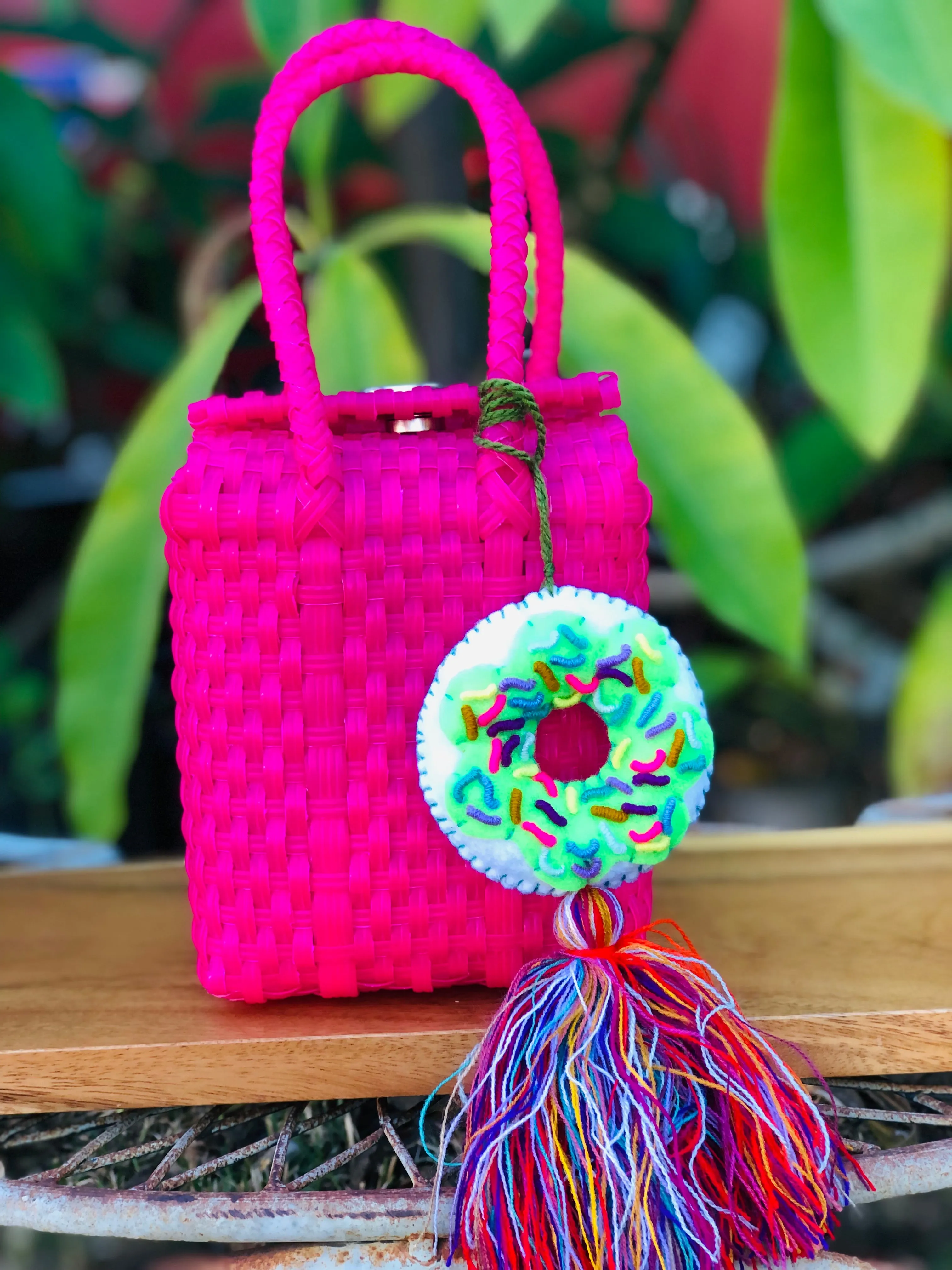 Mini  Mercado  Tote Bags