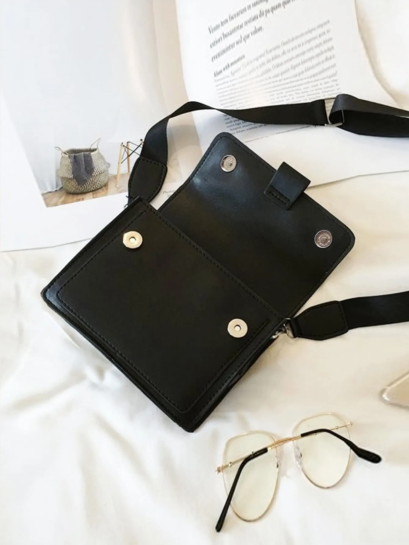 Minimalist Flap Square Bag - Black- FD ⚡