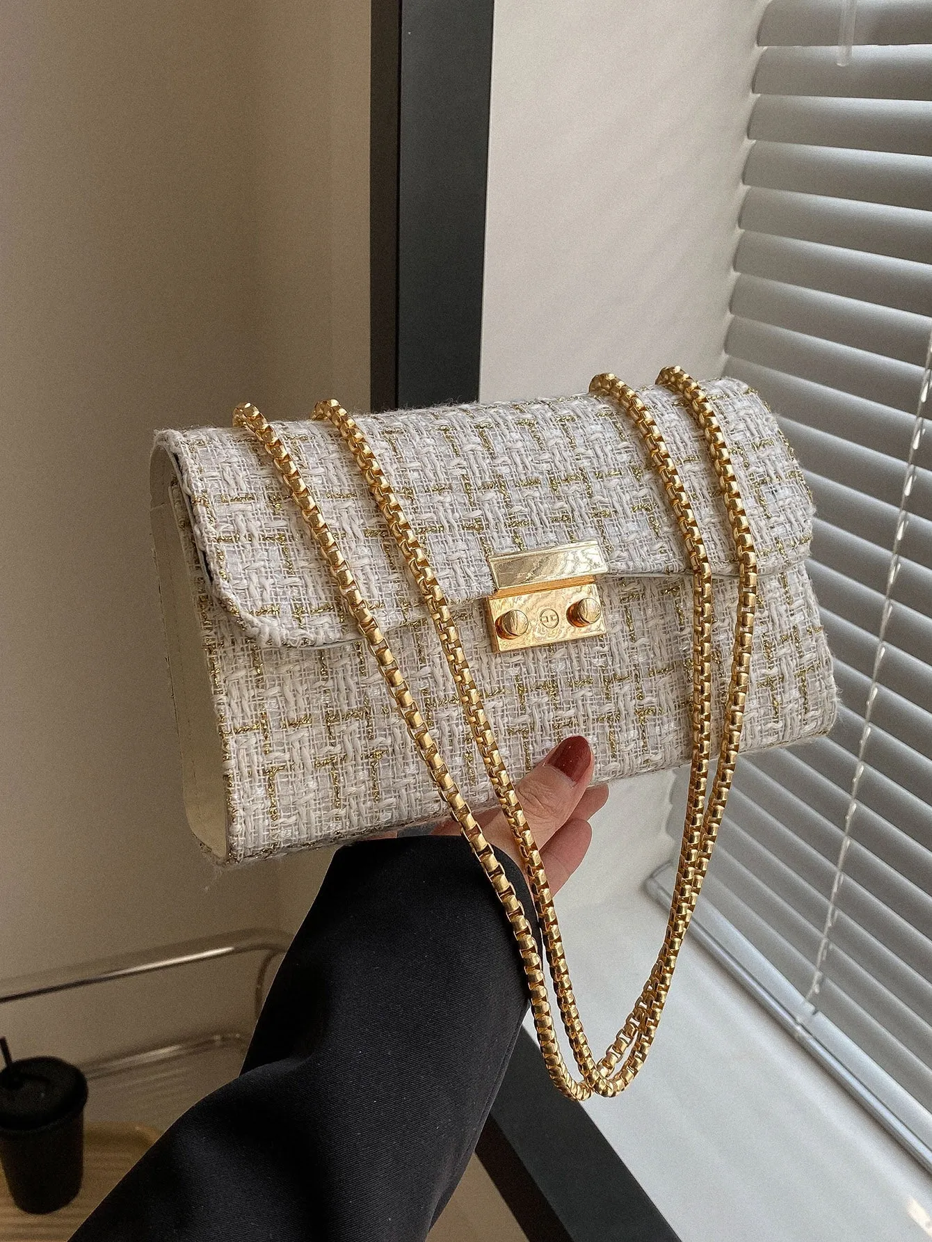 Plaid Pattern Flap Chain Square Bag - White