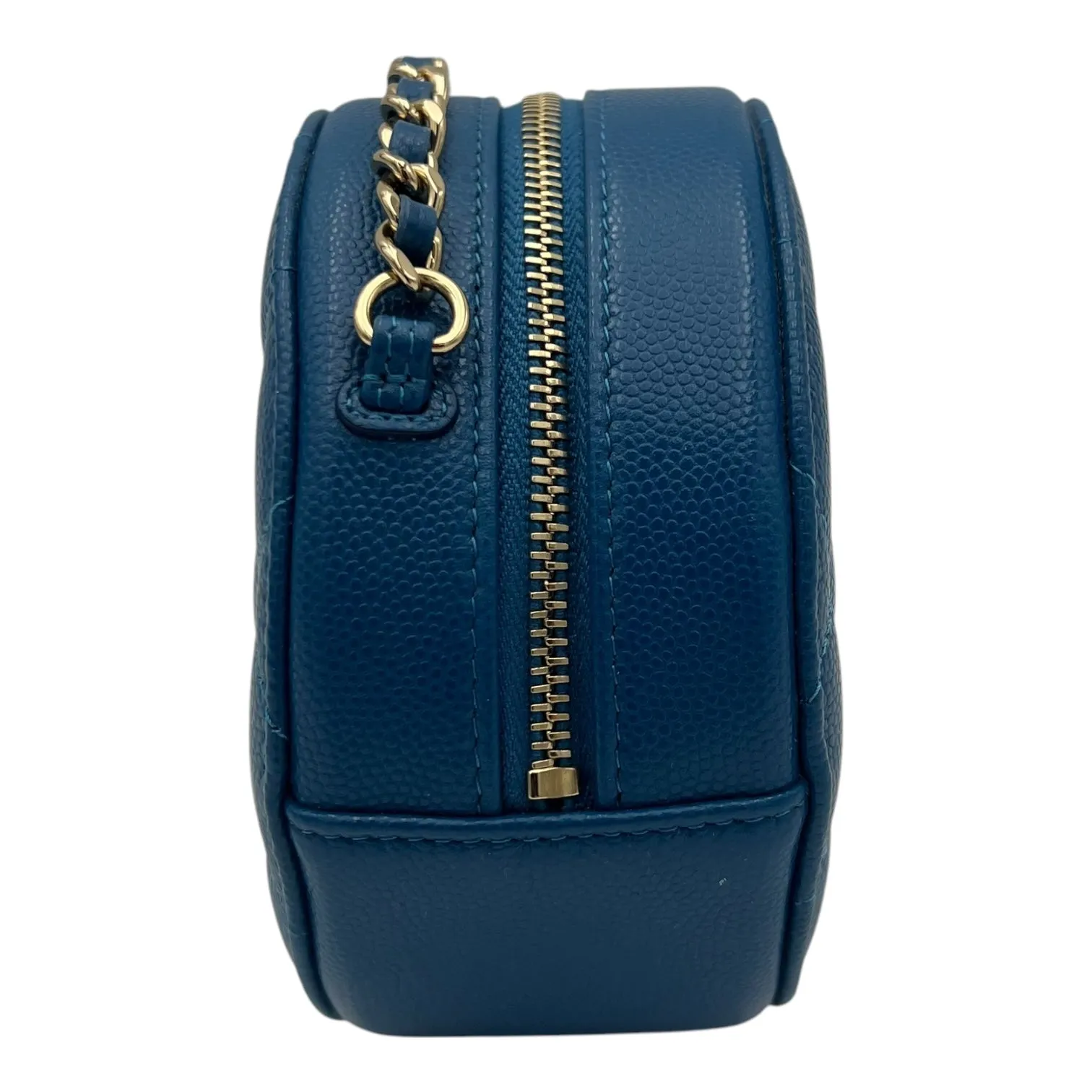 Round CC Crossbody Bag Blue in Caviar Leather, Gold hardware