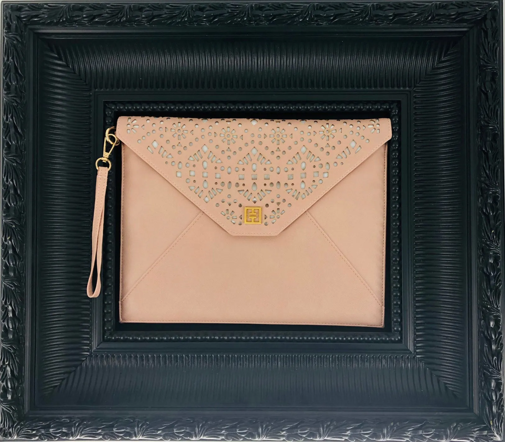 T&T THE EVERYDAY ENVELOPE CLUTCH